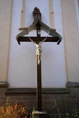  Wallfahrtskirche Weggental Kreuz