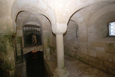 Eingang Wurmlinger-Kapelle Grab